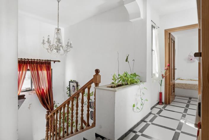 Image No.12-5 Bed House/Villa for sale