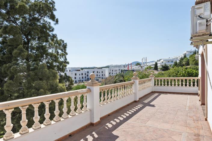 Image No.2-5 Bed House/Villa for sale