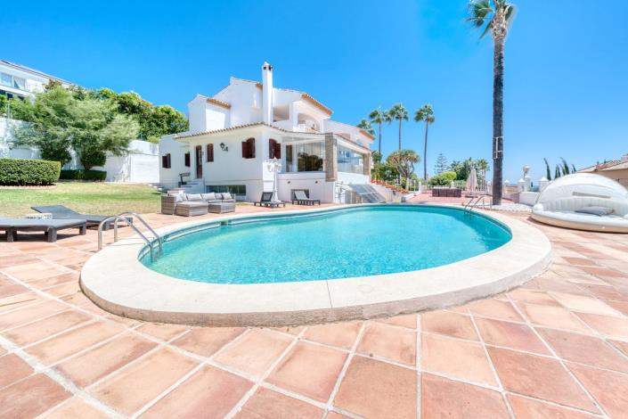 Image No.1-5 Bed Villa for sale