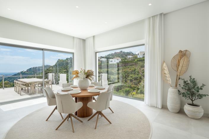 Image No.17-5 Bed Villa for sale