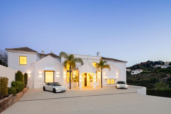 Image No.27-5 Bed Villa for sale