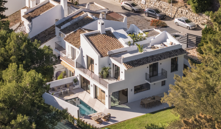 Image No.1-5 Bed Semi-Detached for sale