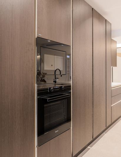 Image No.20-4 Bed Apartment for sale