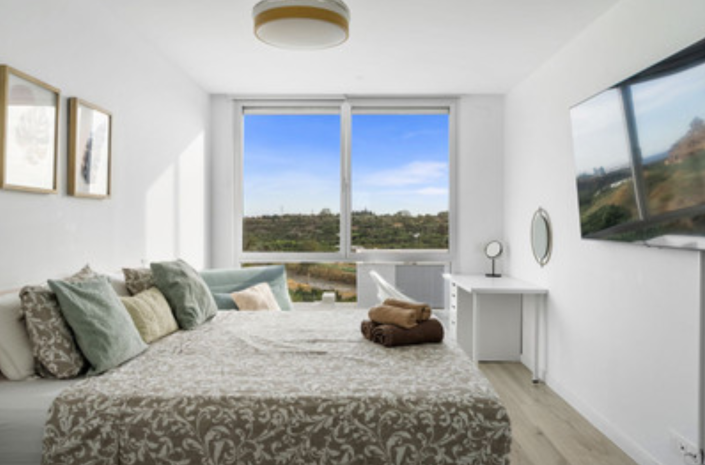 Image No.14-3 Bed Townhouse for sale