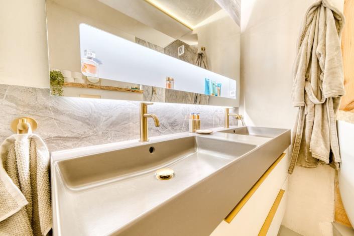 Image No.18-3 Bed Apartment for sale