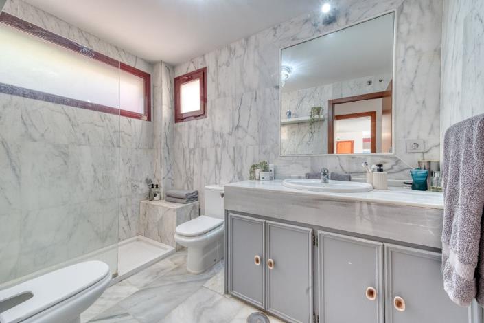 Image No.11-3 Bed Villa for sale