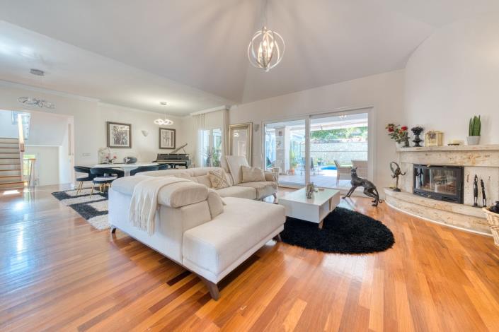 Image No.4-5 Bed Villa for sale