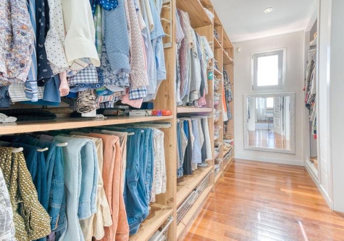 Image No.28-5 Bed Villa for sale