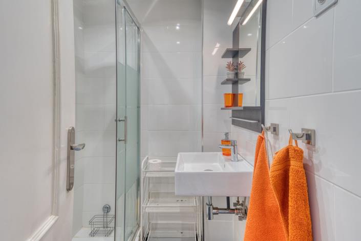 Image No.11-2 Bed Apartment for sale