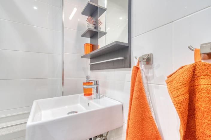 Image No.12-2 Bed Apartment for sale