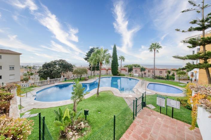 Image No.28-2 Bed Apartment for sale