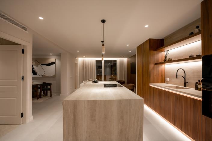 Image No.40-4 Bed Duplex for sale