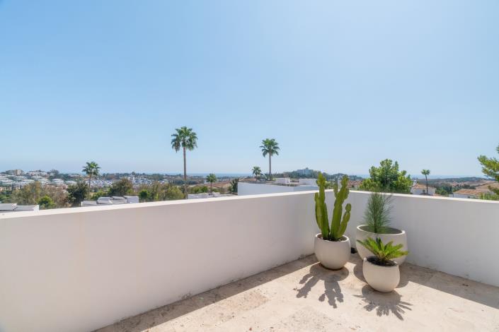 Image No.36-5 Bed Villa for sale