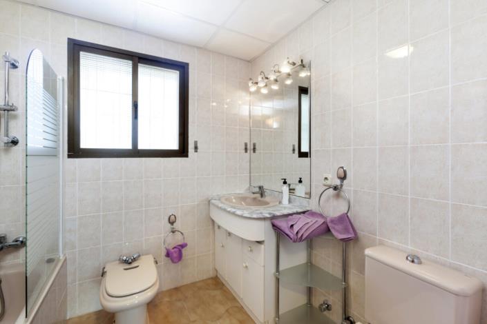 Image No.5-6 Bed Villa for sale