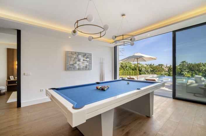 Image No.5-6 Bed Villa for sale