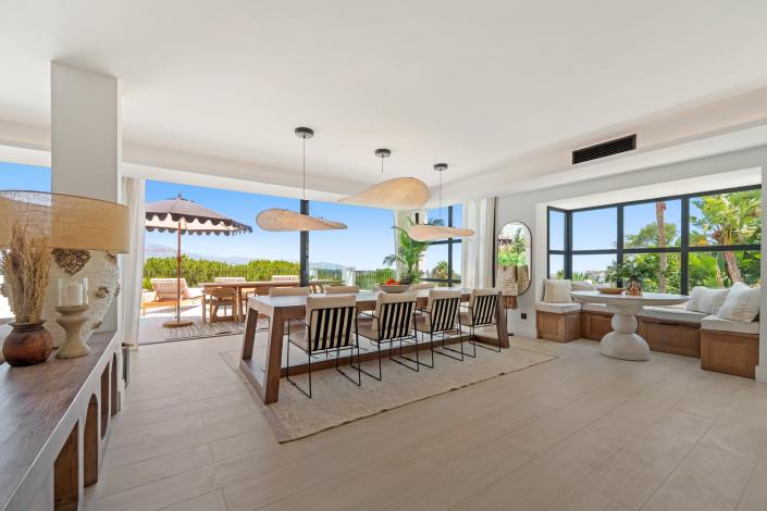 Image No.7-6 Bed Villa for sale