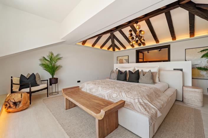 Image No.14-6 Bed Villa for sale