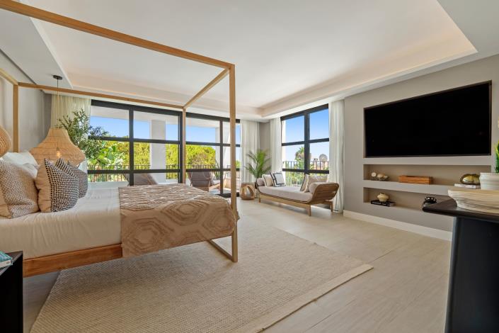 Image No.27-6 Bed Villa for sale