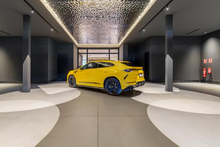 Image No.18-8 Bed Villa for sale