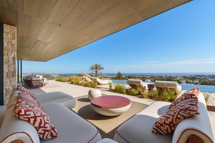 Image No.39-8 Bed Villa for sale