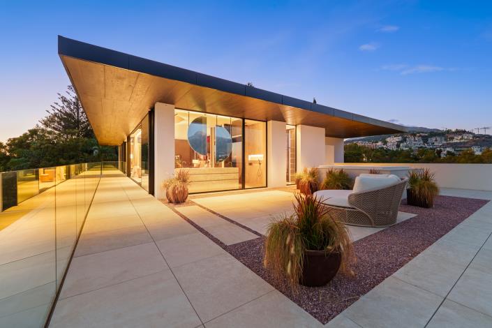 Image No.48-8 Bed Villa for sale