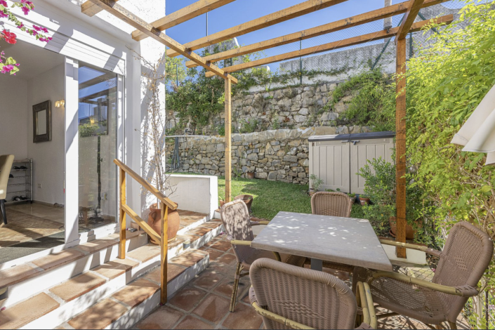 Image No.2-3 Bed Villa / Detached for sale