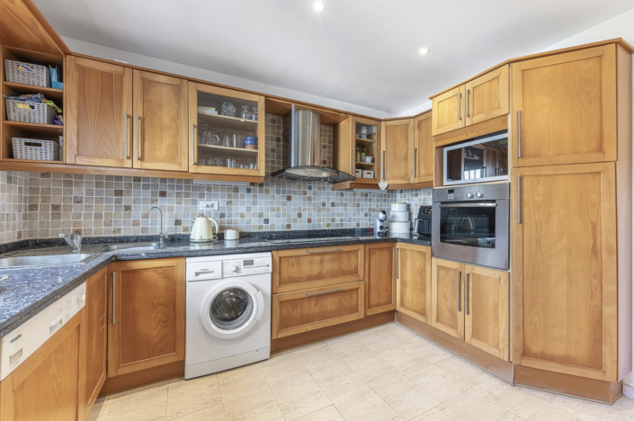 Image No.5-3 Bed Villa / Detached for sale