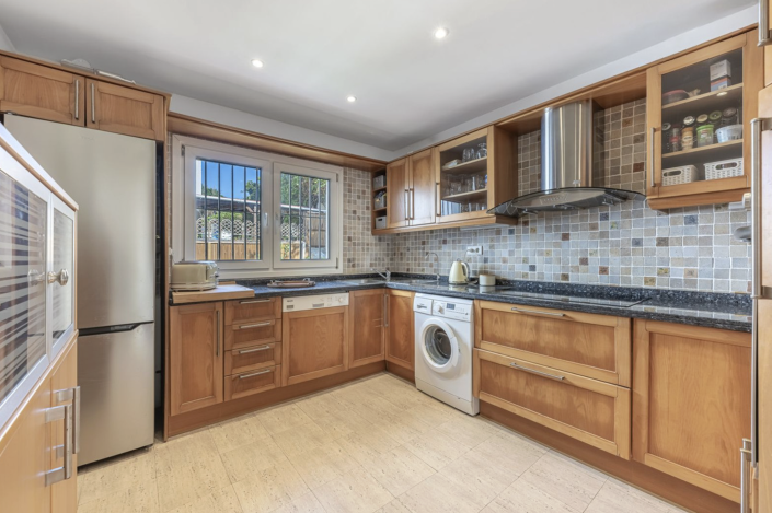 Image No.12-3 Bed Villa / Detached for sale