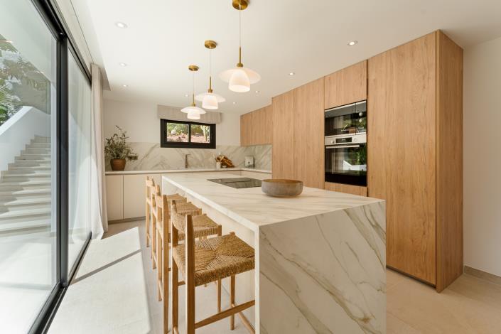 Image No.14-4 Bed Villa for sale