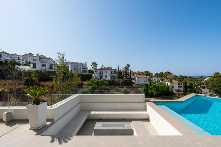 Image No.9-4 Bed Villa for sale