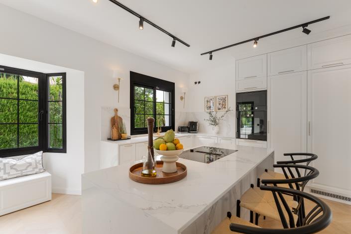 Image No.7-6 Bed Villa for sale