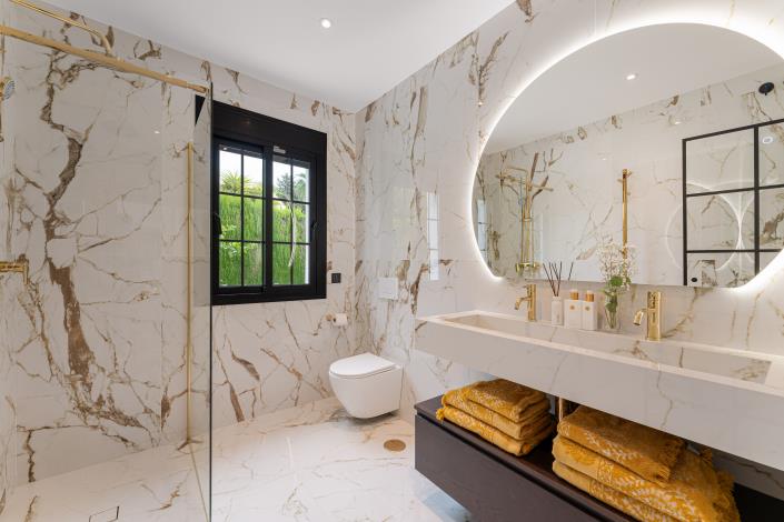 Image No.16-6 Bed Villa for sale