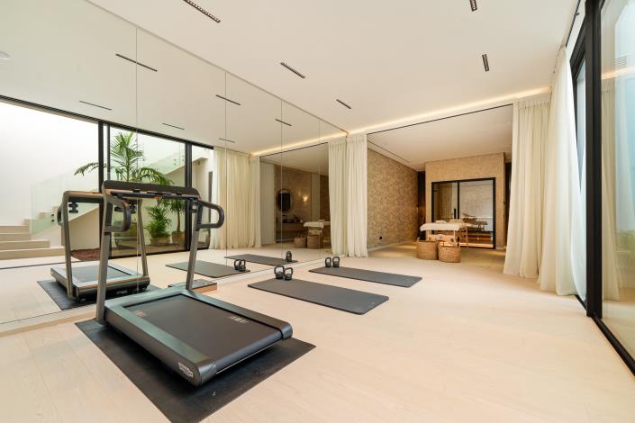 Image No.37-5 Bed Villa for sale