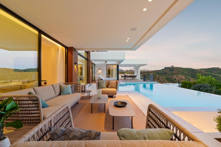 Image No.48-6 Bed Villa for sale