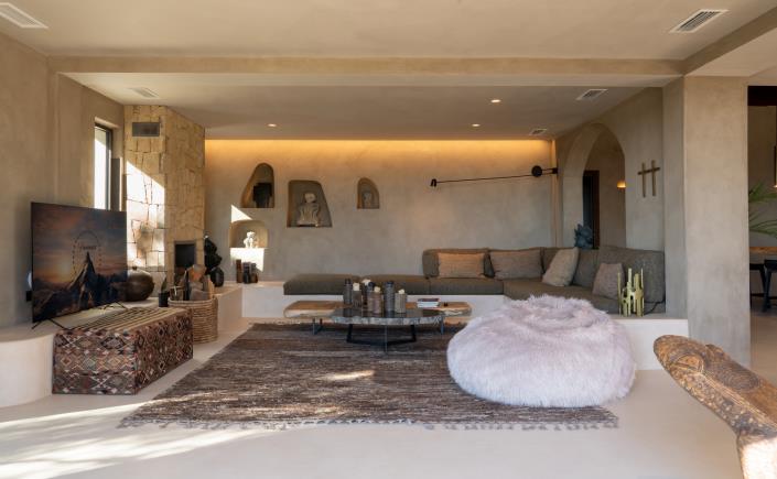 Image No.42-5 Bed Villa for sale