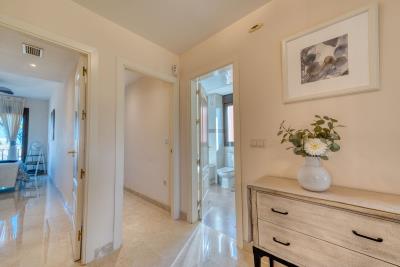 10-bb915d1cb19341576dcdc994b81ab9c5