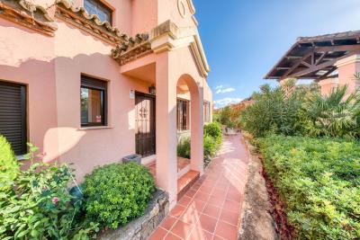 11-20939a0134ad724a8cb2a801094d15a4