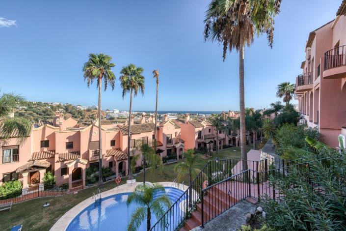 Image No.29-3 Bed Townhouse for sale