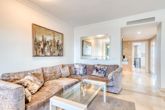 Image No.18-3 Bed Apartment for sale