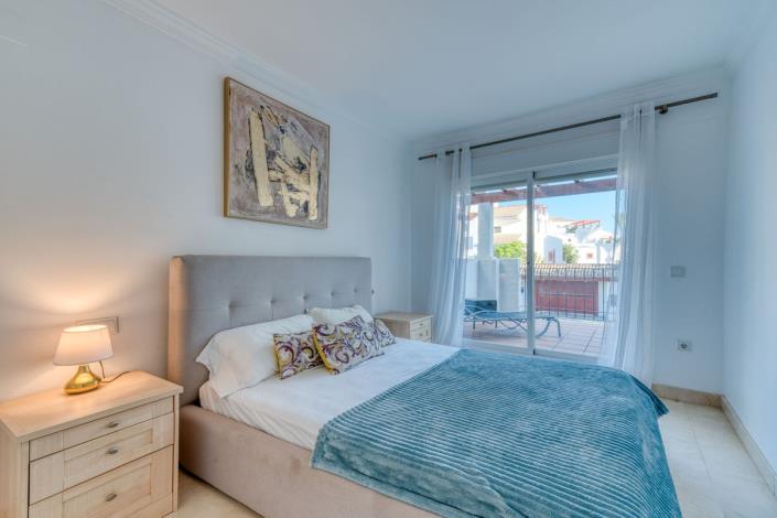 Image No.22-3 Bed Apartment for sale