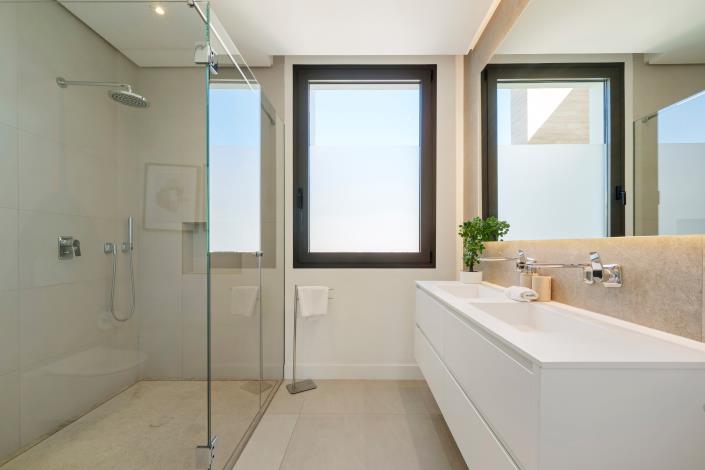 Image No.16-6 Bed Villa for sale