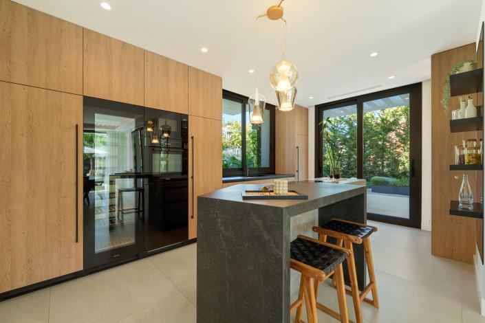 Image No.38-6 Bed Villa for sale