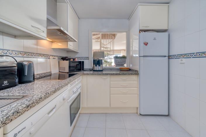 Image No.14-4 Bed Duplex for sale