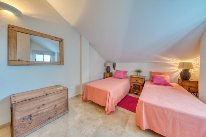 Image No.17-4 Bed Duplex for sale