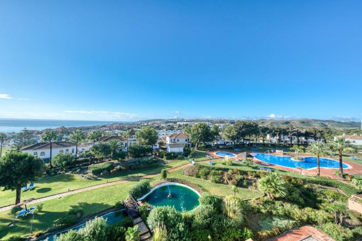 Image No.28-4 Bed Duplex for sale