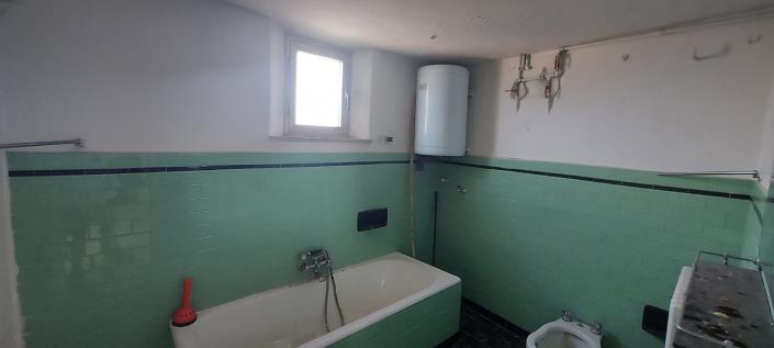 Image No.38-4 Bed Townhouse for sale