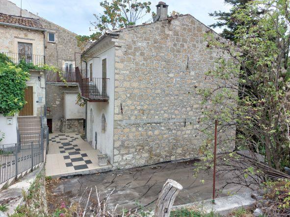 Image No.3-5 Bed Country House for sale