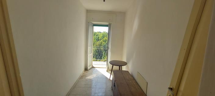 Image No.21-4 Bed House for sale