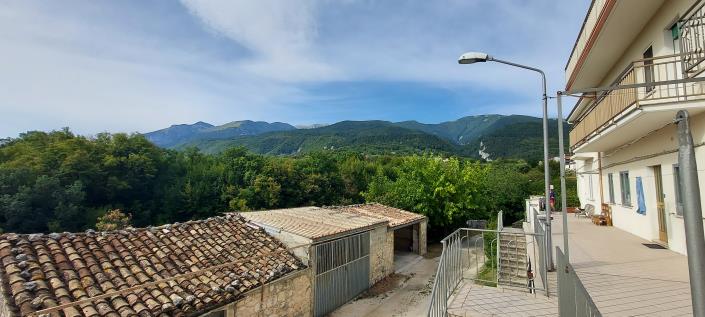 Image No.39-4 Bed House for sale