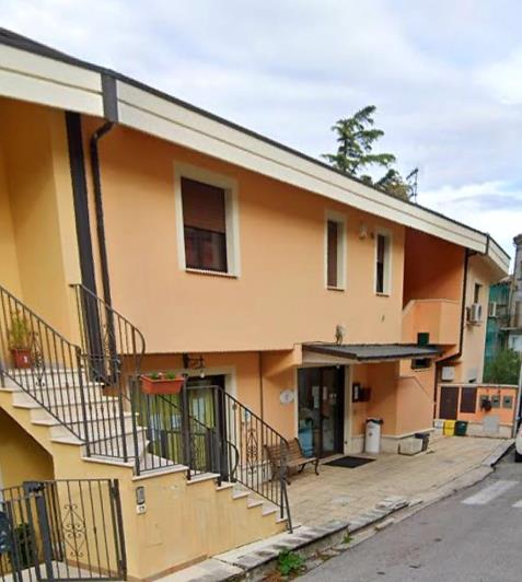 Image No.3-2 Bed Townhouse for sale